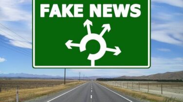 Fake news to nieprawdziwe informacje